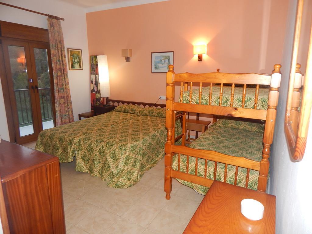 Residencia Santiago Mallorca カラ・フィゲラ エクステリア 写真